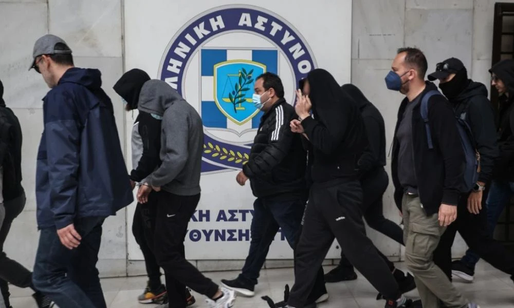 Δολοφονία Λυγγερίδη: Ψάχνουν κι αυτόν που έριξε τη μολότοφ - Οι διάλογοι μετά το έγκλημα